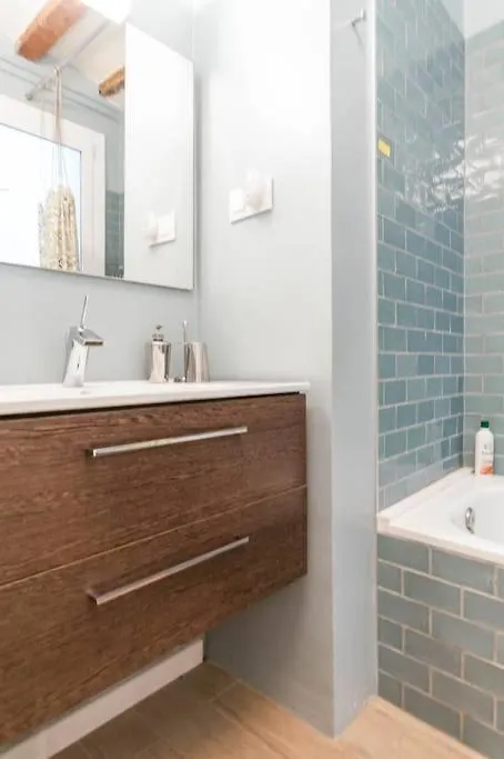 アパート Explore City Center From An Elegant Urban Retreat バルセロナ